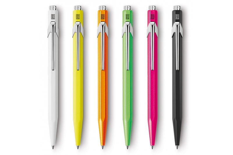 CARAN DACHE - Stylo-bille 849 Pop Line Fluo blanc avec etui slim pack.