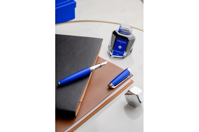 Stylo plume LEMAN Klein Blue - plume medium.